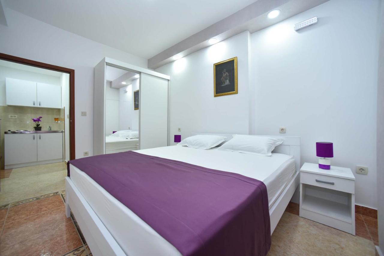 Hotel Suzana Budva Exterior photo