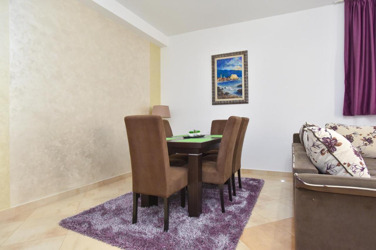 Hotel Suzana Budva Exterior photo