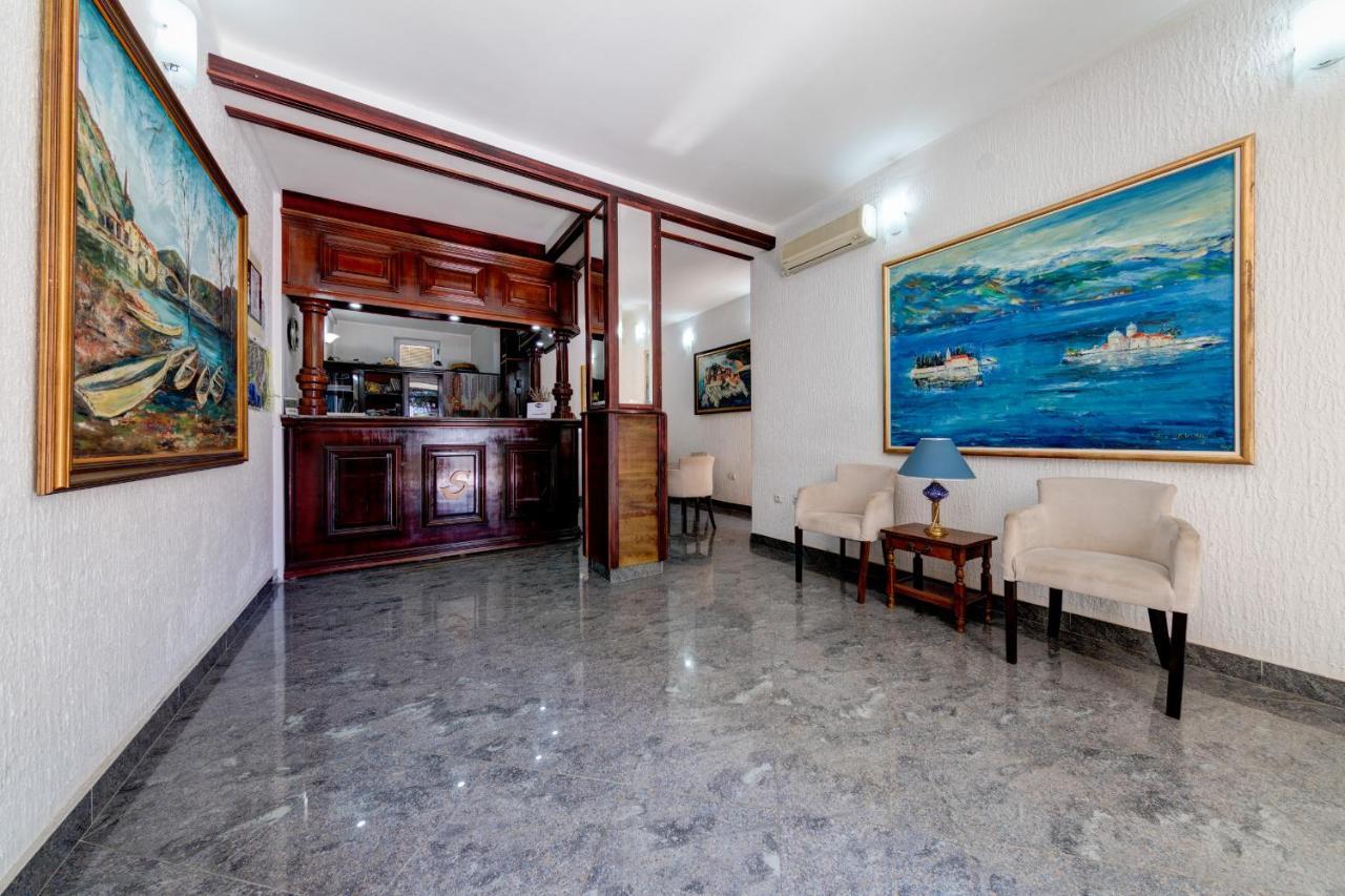 Hotel Suzana Budva Exterior photo