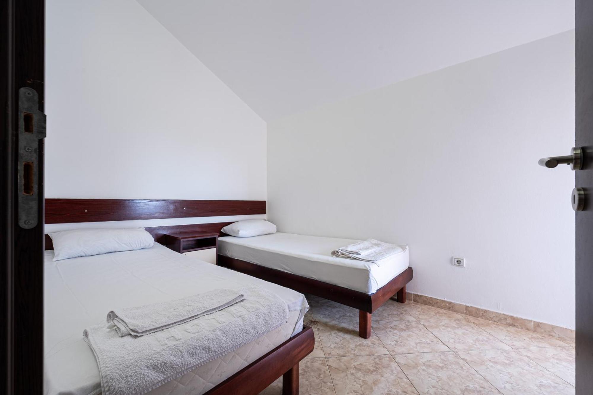 Hotel Suzana Budva Room photo