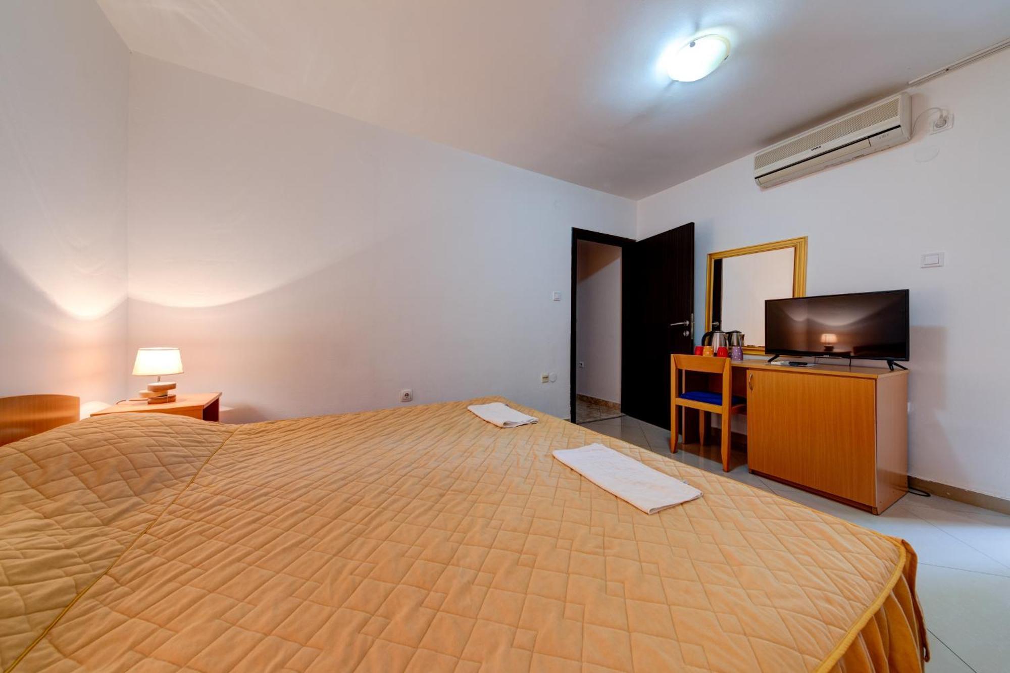Hotel Suzana Budva Room photo